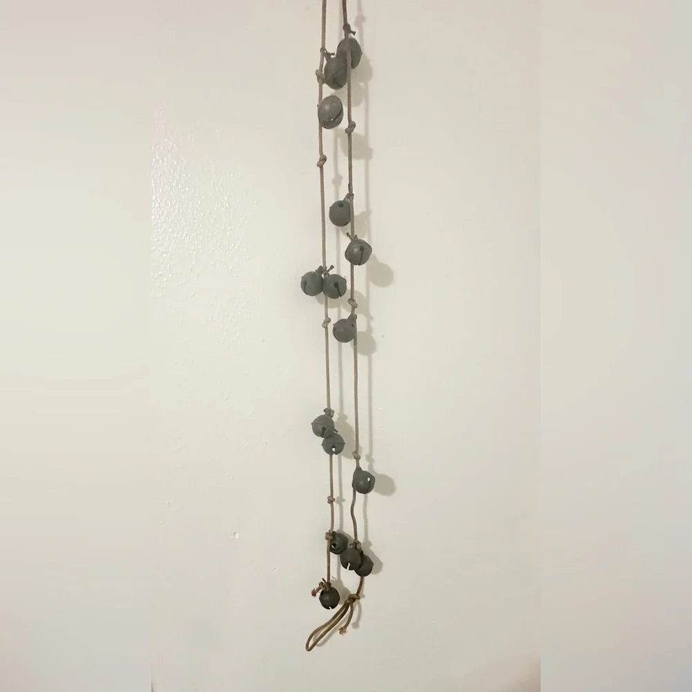 Antique Sleigh Bells solid metal 14 - Picture 6 of 8